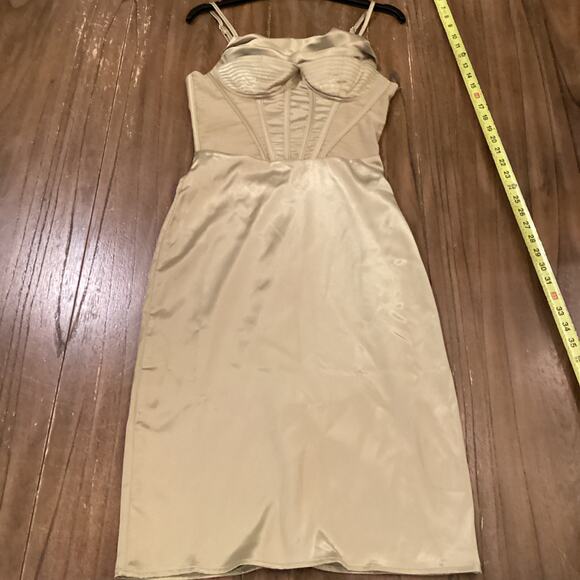 Bella Barnett Olive Green Satin corset Knee length pencil Dress NWT size small - Picture 7 of 12